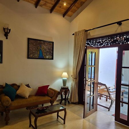 Aliya Lanka Hotell Beruwala Exteriör bild