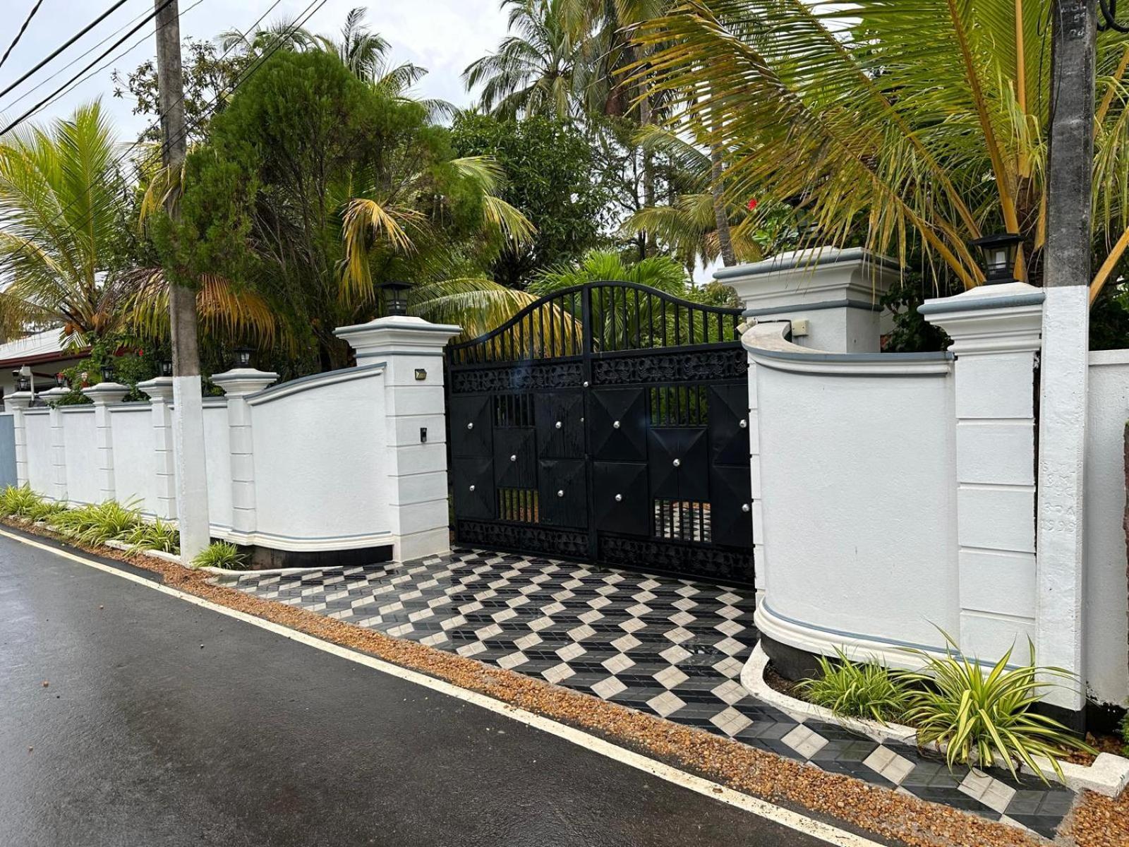 Aliya Lanka Hotell Beruwala Exteriör bild